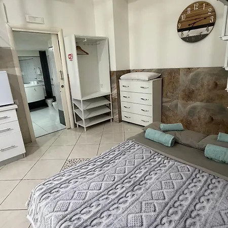 Casa Della Felicita * Napoli